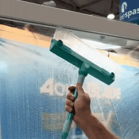 🔥 Whoa! Streak-Free Magic Window Squeegee (Eco-Friendly Silicone Kit!) - Quick & Easy!
